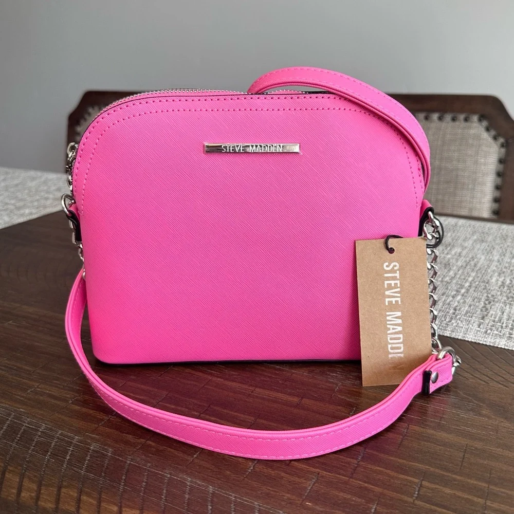 New STEVE MADDEN Women’s BMAGGIE CROSSBODY Handbag Purse BRIGHT PINK - Picture 1 of 6
